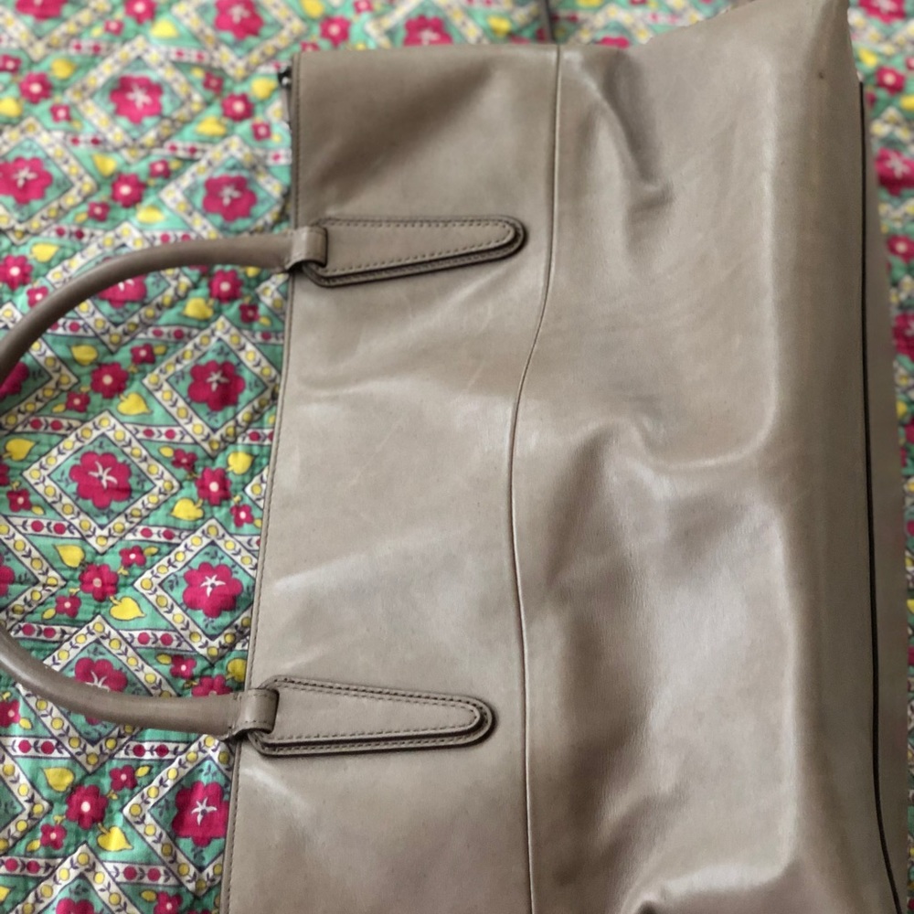 Coach purse - Picture 2 of 6